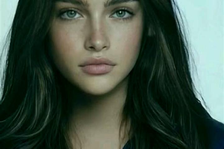Ruby, 25, a brunette blue-eyed caucasian companion based in Pless. Offering Erotic Massage, Dinner Date, Girlfriend Experience. Available for incall and outc...