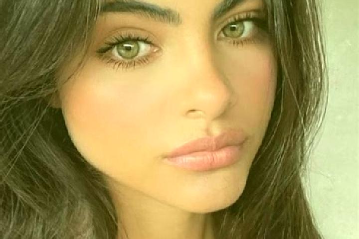 Ruby, 25, a brunette green-eyed latina companion based in Turitzio. Offering BDSM, Prostate Massage. Available for incall and outcall, day and evening dates.
