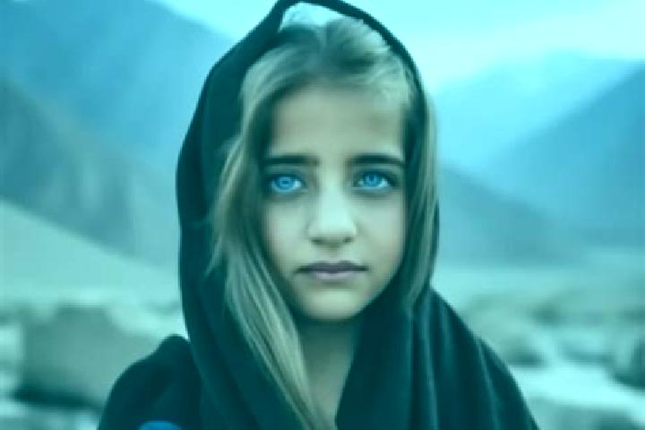 Ruby, 25, a chestnut blue-eyed middle eastern companion based in La Dagueniere. Offering Tantra, Massage, GFE. Available for incall and outcall, overnight bo...