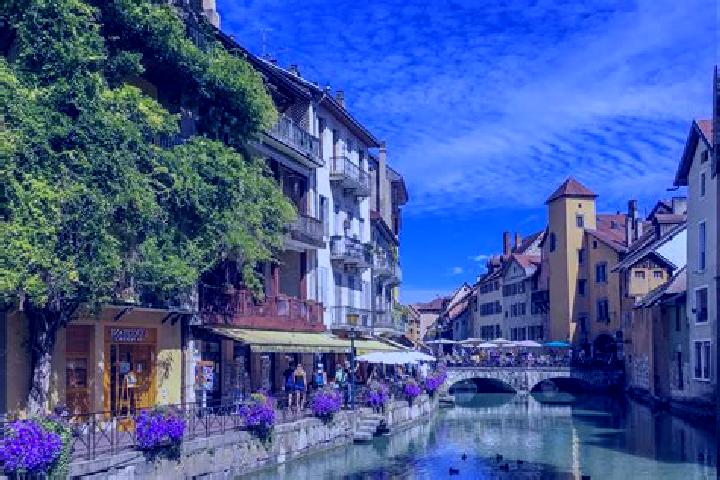 Ruby, 25 — Escort in Aussevielle, France