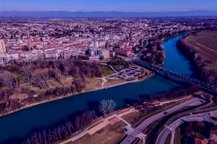 Ruby, 25 — Escort in Carmignano di Brenta, Italy