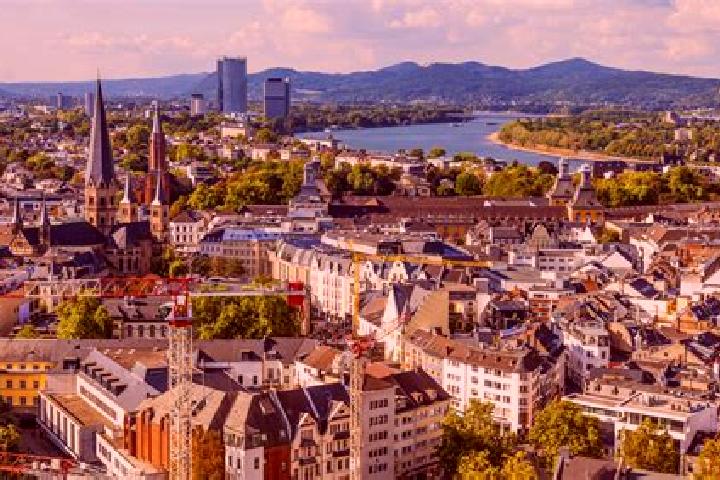Ruby, 25 — Escort in Friesdorf, Germany