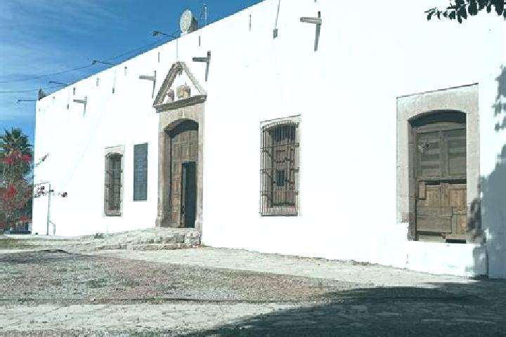 Ruby, 25 — Escort in Loma del Cojolite, Mexico