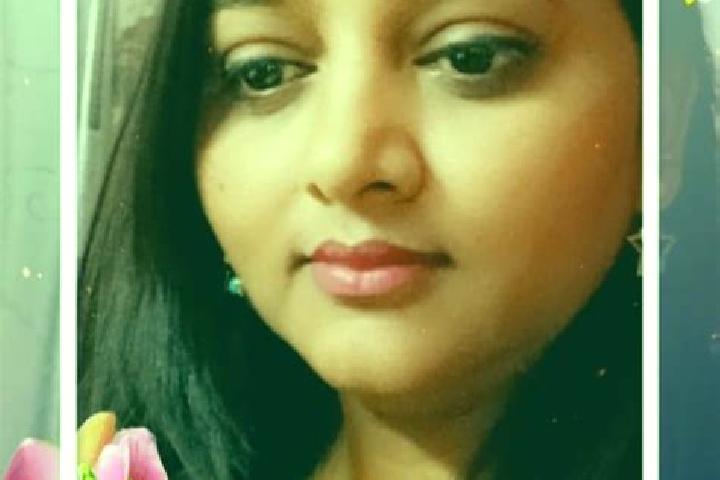 Ruby, 25 — Escort in Vaso, India