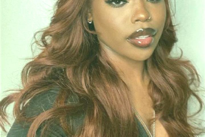 Ruby, 26, a auburn amber-eyed ebony companion based in Governador Mangabeira. Offering Striptease, OWO. Available for incall and outcall, day and evening dates.
