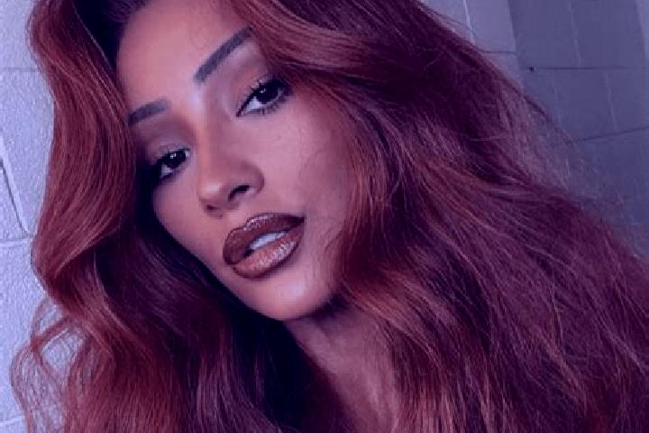 Ruby, 26, a auburn blue-eyed latina companion based in Phil Campbell. Offering OWO, Deep French Kissing, A-Level. Available for incall and outcall, day and e...