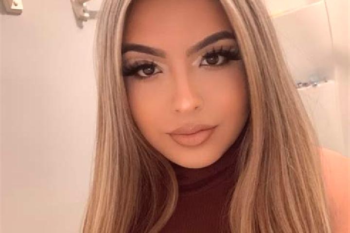 Ruby, 26, a blonde brown-eyed latina companion based in Sarmede. Offering Duos, Deep French Kissing, BDSM. Available for incall and outcall, day and evening ...
