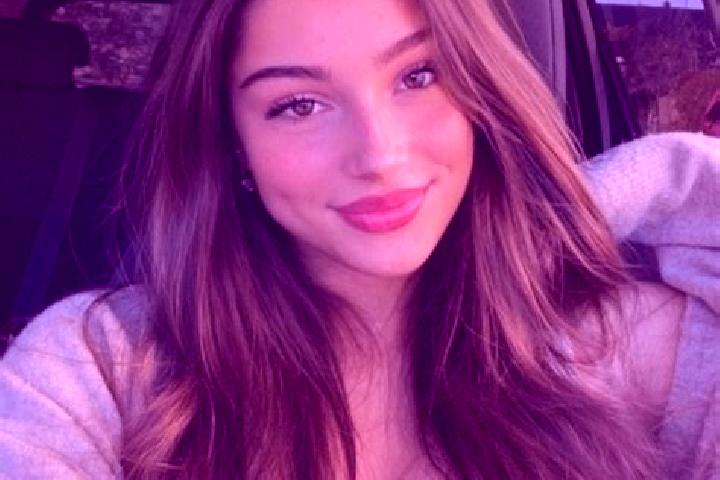 Ruby, 26, a brunette hazel-eyed mediterranean companion based in Lockyer Waters. Offering Duos, Party Girl, Travel Companion. Available for incall and outcal...