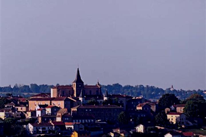 Ruby, 26 — Escort in Lay, France