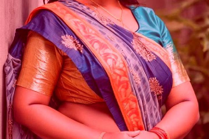 Ruby, 26 — Escort in Saria, India