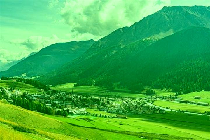 Ruby, 26 — Escort in Zuoz, Switzerland