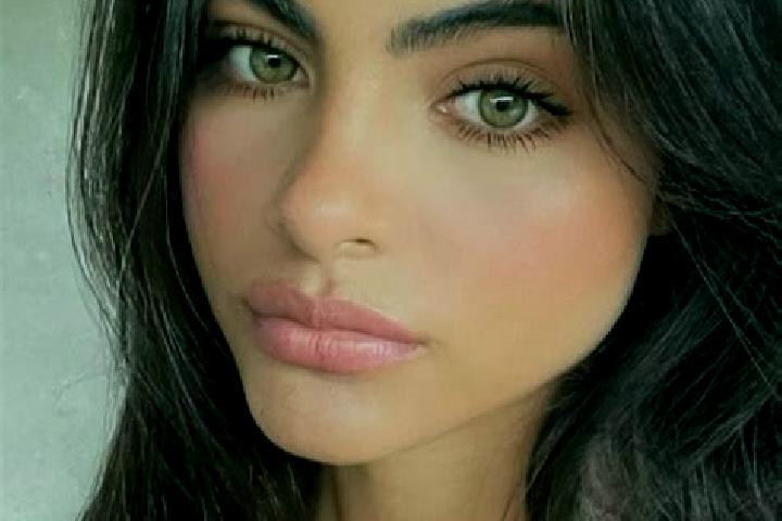Ruby, 27, a brunette amber-eyed indian companion based in Los Boquerones. Offering Tantra, Overnight, A-Level. Available for incall and outcall, day and even...