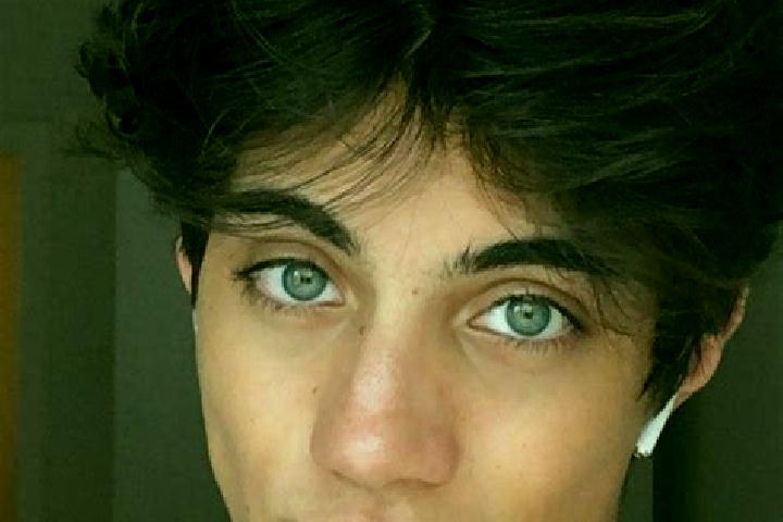 Ruby, 27, a chestnut grey-eyed caucasian companion based in Salinera Colan. Offering Party Girl, OWO, CIM, Domination, Couples. Available for incall and outc...