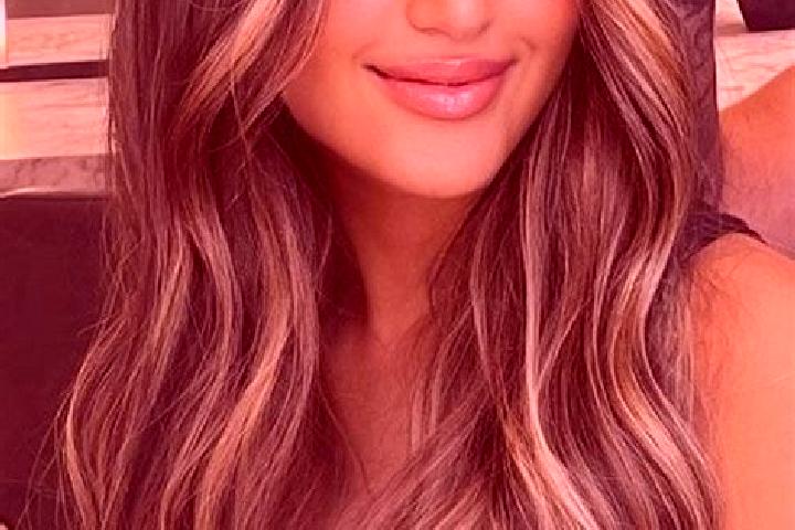 Ruby, 27, a dark blonde brown-eyed mediterranean companion based in Brunn am Gebirge. Offering Prostate Massage, Girlfriend Experience, Tantra. Available for...