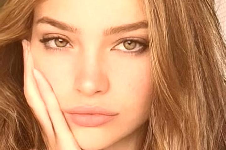 Ruby, 27, a dark blonde hazel-eyed mixed companion based in Dila. Offering Tantra, Party Girl, Girlfriend Experience. Available for incall and outcall, day a...