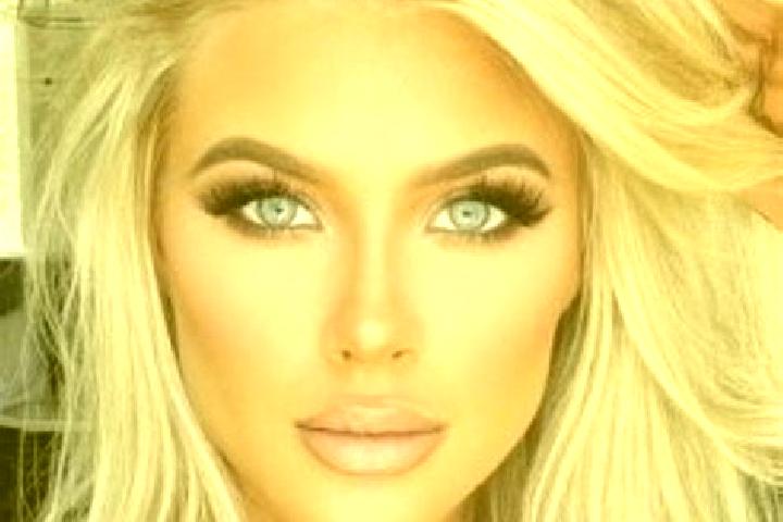 Ruby, 27, a platinum blonde amber-eyed latina companion based in Huaxcaleca. Offering Couples, Tantra, Fetish. Available for incall and outcall, overnight bo...