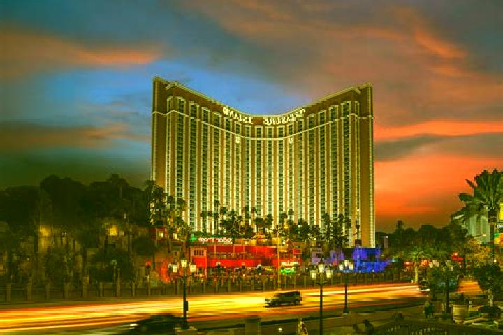 Ruby, 27 — Escort in Grand Boulevard, United States