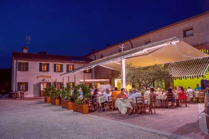 Ruby, 27 — Escort in Lendinara, Italy