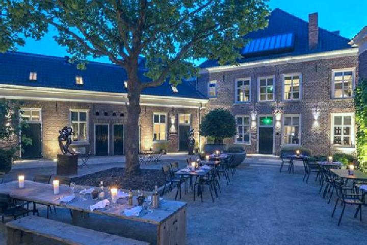 Ruby, 28 — Escort in De Mortel, Netherlands