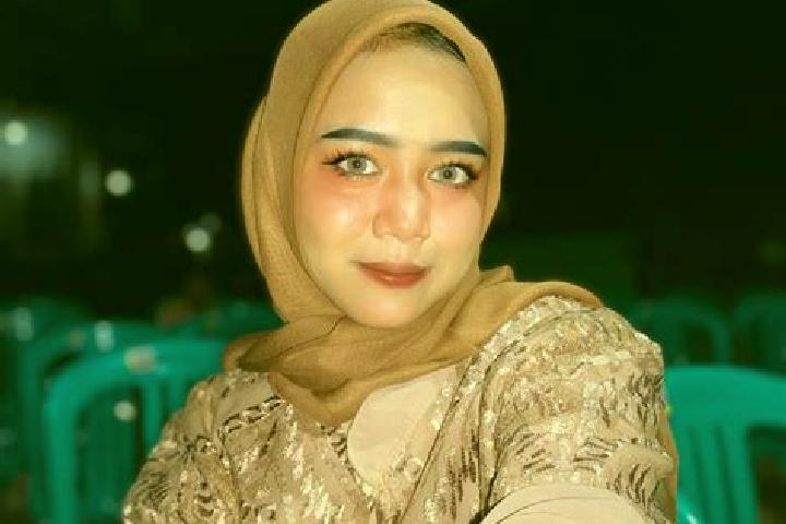 Ruby, 28 — Escort in Nangah Pinoh, Indonesia