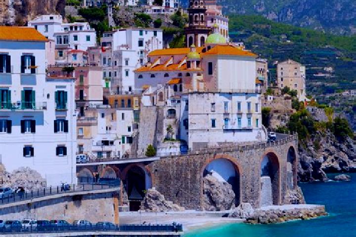 Ruby, 28 — Escort in Ovodda, Italy