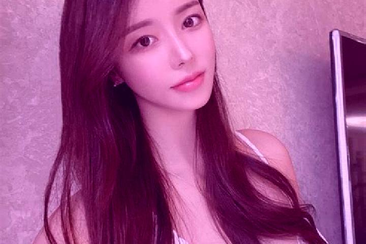 Ruby, 28 — Escort in Shiyaogou, China