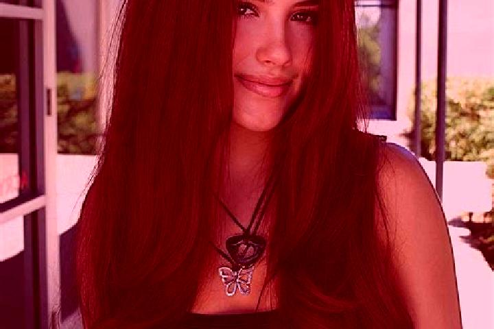 Ruby, 29, a auburn dark-eyed european companion based in Lugus. Offering Overnight, Striptease, Duos, Massage. Available for incall and outcall, overnight bo...