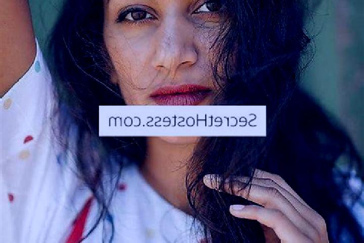 Ruby, 29, a chestnut green-eyed indian companion based in Sao Lourenco da Mata. Offering 69, Striptease, Party Girl. Available for incall and outcall, day an...