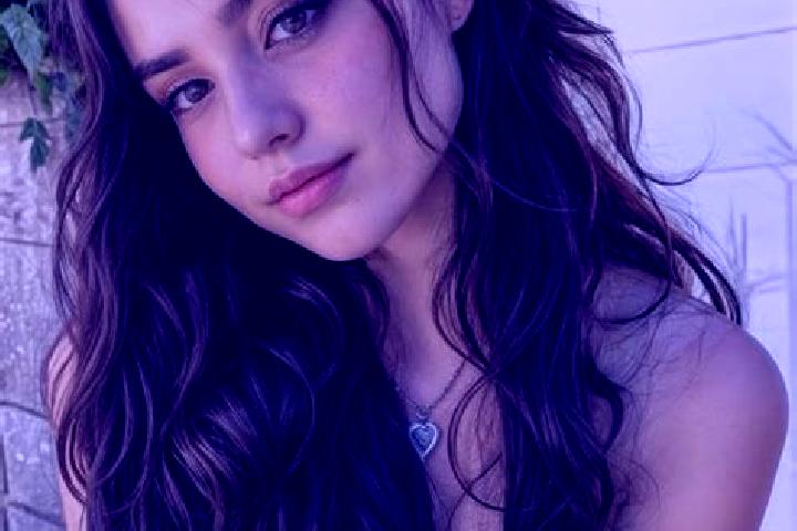 Ruby, 30, a auburn hazel-eyed middle eastern companion based in Lutwyche. Offering Dinner Date, Party Girl, Prostate Massage, Massage. Available for incall a...