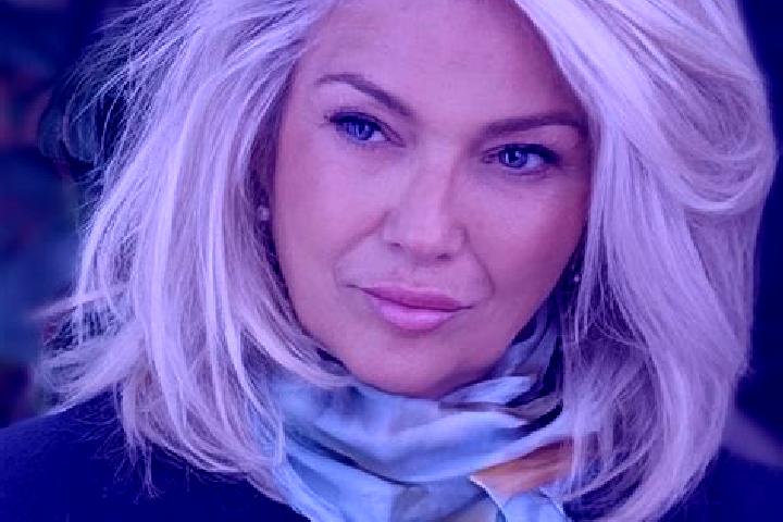Ruby, 30, a blonde grey-eyed ebony companion based in Baltateni. Offering Massage, Overnight, Girlfriend Experience, Domination, Tantra. Available for incall...