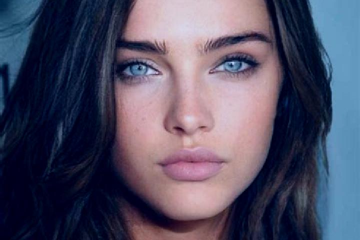 Ruby, 30, a brunette grey-eyed slavic companion based in Wutang. Offering Travel Companion, Duos, OWO. Available for incall and outcall, day and evening dates.
