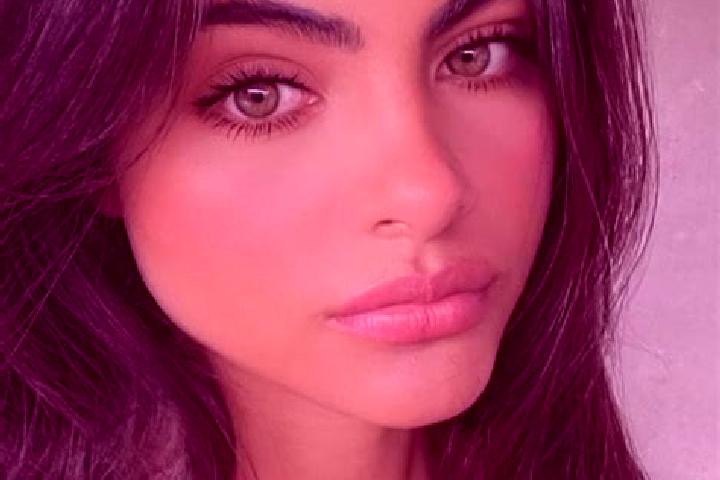 Ruby, 30, a red green-eyed caucasian companion based in Snyachiv. Offering Duos, OWO, Striptease, 69. Available for incall and outcall, overnight bookings av...