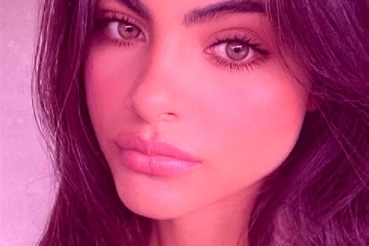 Ruby, 30, a red green-eyed indian companion based in Semelhe. Offering Deep French Kissing, Striptease, CIM, GFE. Available for incall and outcall, day and e...