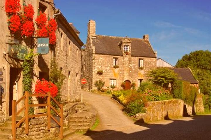 Ruby, 30 — Escort in Locronan, France