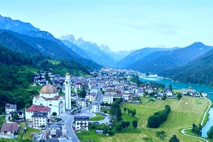 Ruby, 30 — Escort in Valle di Cadore, Italy