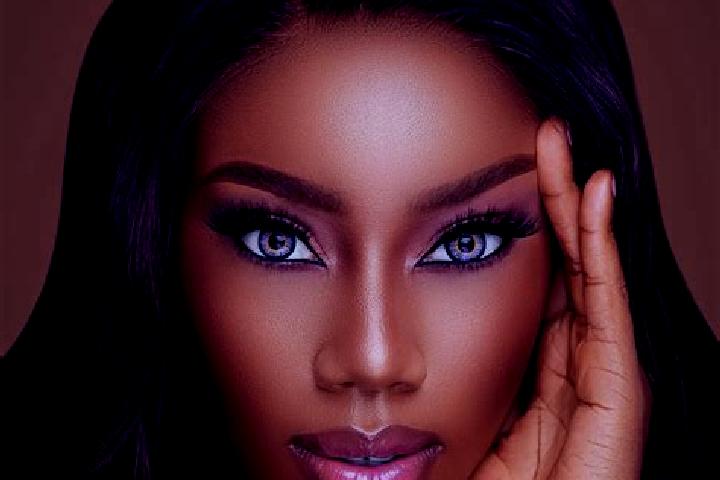 Ruby, 31, a chestnut blue-eyed ebony companion based in Duens. Offering Overnight, Tantra, Couples, Prostate Massage, CIM. Available for incall and outcall, ...