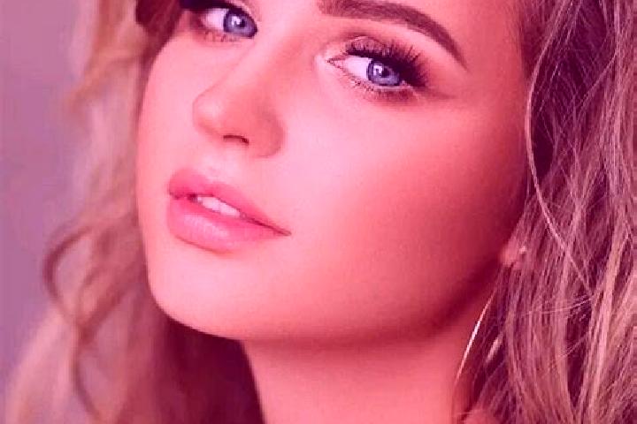 Ruby, 31, a dark blonde blue-eyed european companion based in Alekseyevskoye. Offering Striptease, OWO, Prostate Massage, Overnight. Available for incall and...
