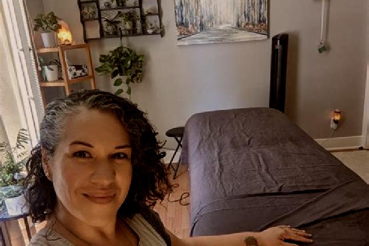 Ruby, 31, a dark blonde dark-eyed latina companion based in Ten Mile Run. Offering Girlfriend Experience, CIM, GFE, Massage. Available for incall and outcall...
