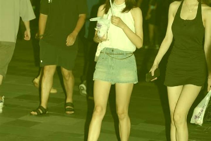 Ruby, 31 — Escort in Jiepai, China