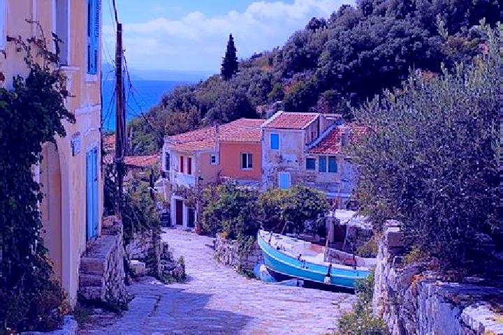 Ruby, 31 — Escort in Lakka Kalogirou, Greece