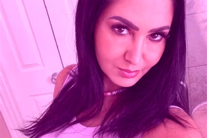 Ruby, 32, a blonde amber-eyed latina companion based in Ucea de Jos. Offering CIM, GFE, Girlfriend Experience, Deep French Kissing. Available for incall and ...