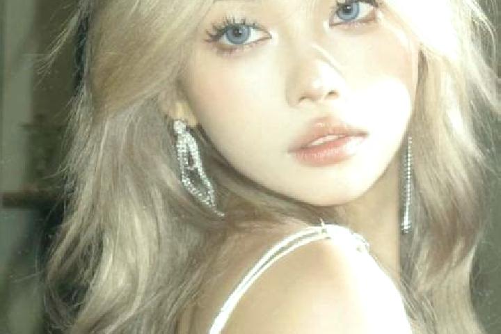 Ruby, 32, a blonde blue-eyed asian companion based in Perevalne. Offering Striptease, Domination, Tantra. Available for incall and outcall, day and evening d...