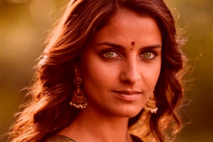Ruby, 32, a brunette green-eyed indian companion based in Porano. Offering Domination, Striptease, Massage, Tantra. Available for incall and outcall, overnig...