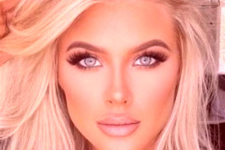 Ruby, 32, a platinum blonde hazel-eyed latina companion based in Frahier-et-Chatebier. Offering Duos, GFE, Couples. Available for incall and outcall, overnig...