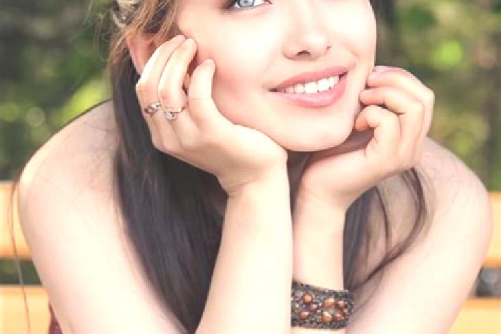 Ruby, 32, a red blue-eyed asian companion based in Dehdadi. Offering Overnight, Party Girl, Domination. Available for incall and outcall, overnight bookings ...