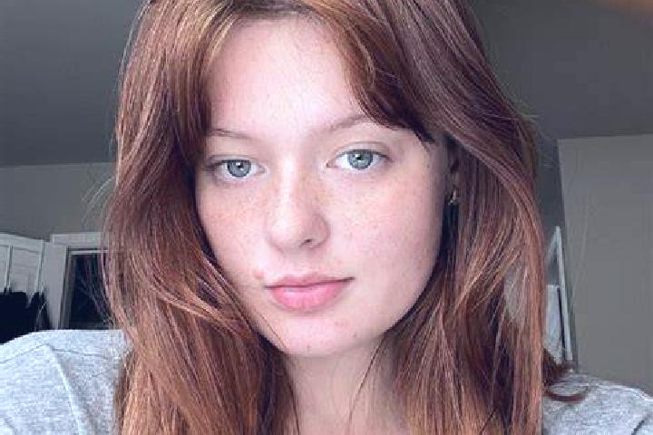 Ruby, 32, a red dark-eyed caucasian companion based in Errachidia. Offering GFE, CIM. Available for incall and outcall, overnight bookings available.
