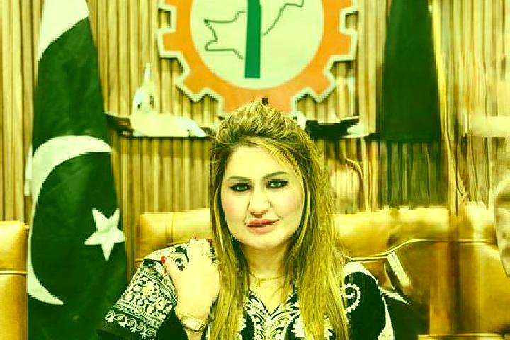 Ruby, 32 — Escort in Model Town, Pakistan
