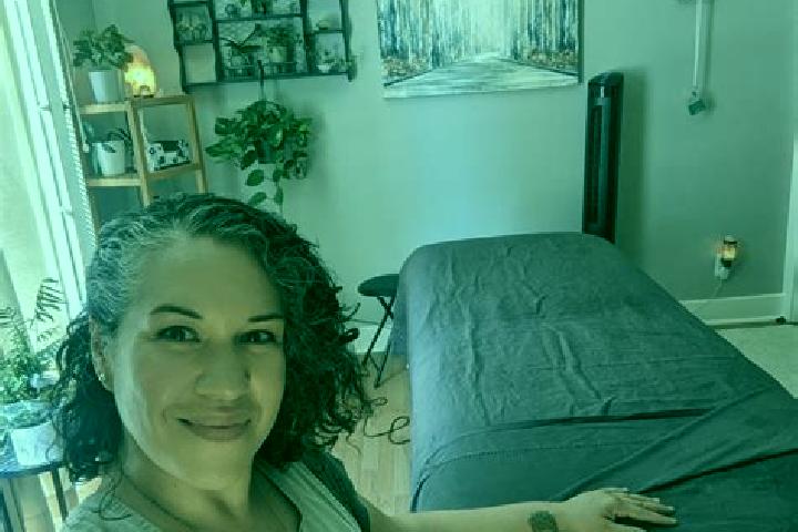 Ruby, 33, a black brown-eyed ebony companion based in Larriviere-Saint-Savin. Offering Travel Companion, Massage, 69, Tantra, Prostate Massage. Available for...