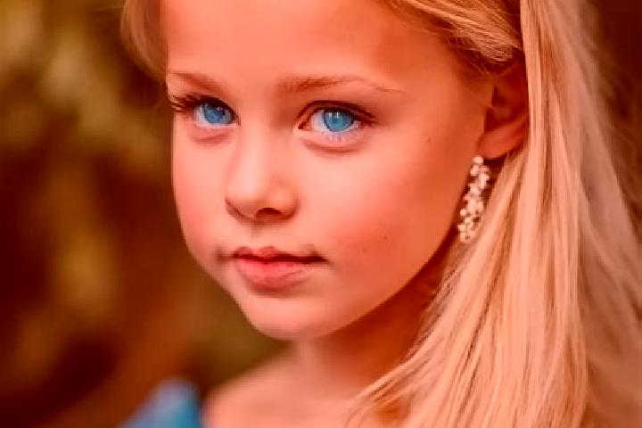 Ruby, 33, a blonde blue-eyed indian companion based in Higueras. Offering 69, CIM, Tantra, Fetish, Travel Companion. Available for incall and outcall, overni...