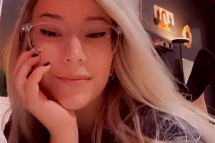 Ruby, 33, a blonde grey-eyed asian companion based in Ct 0025. Offering OWO, GFE, A-Level, Girlfriend Experience. Available for incall and outcall, day and e...